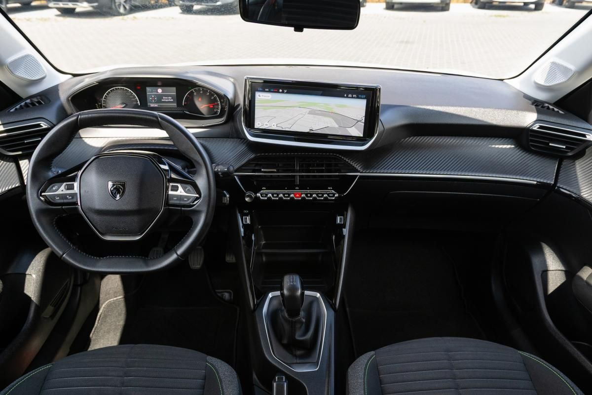 peugeot-208-2024-gasolina-1199cc