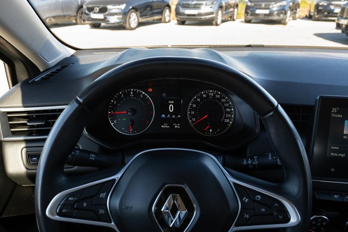 renault-clio-2023-gasolina-999cc