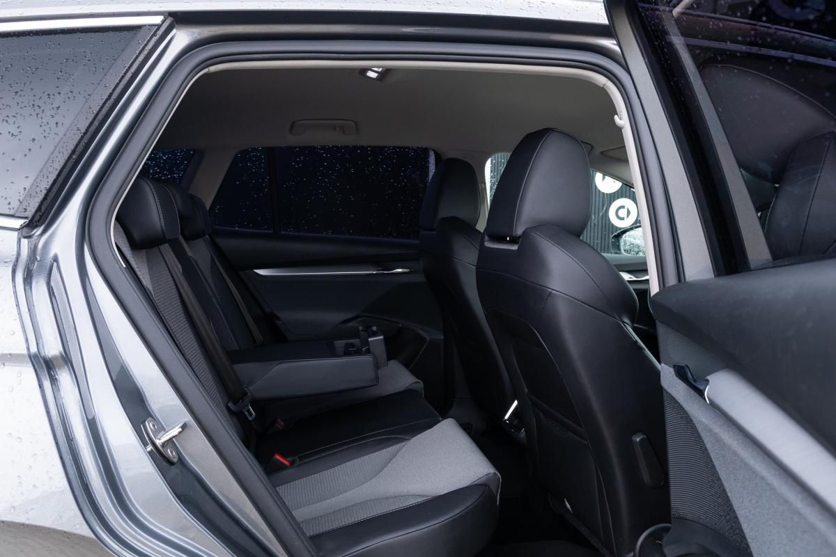skoda-enyaq-2023-eletrico-0cc