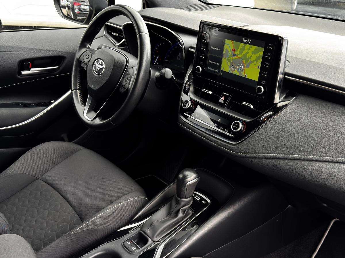 toyota-corolla-2022-hibrido-a-gasolina-1798cc