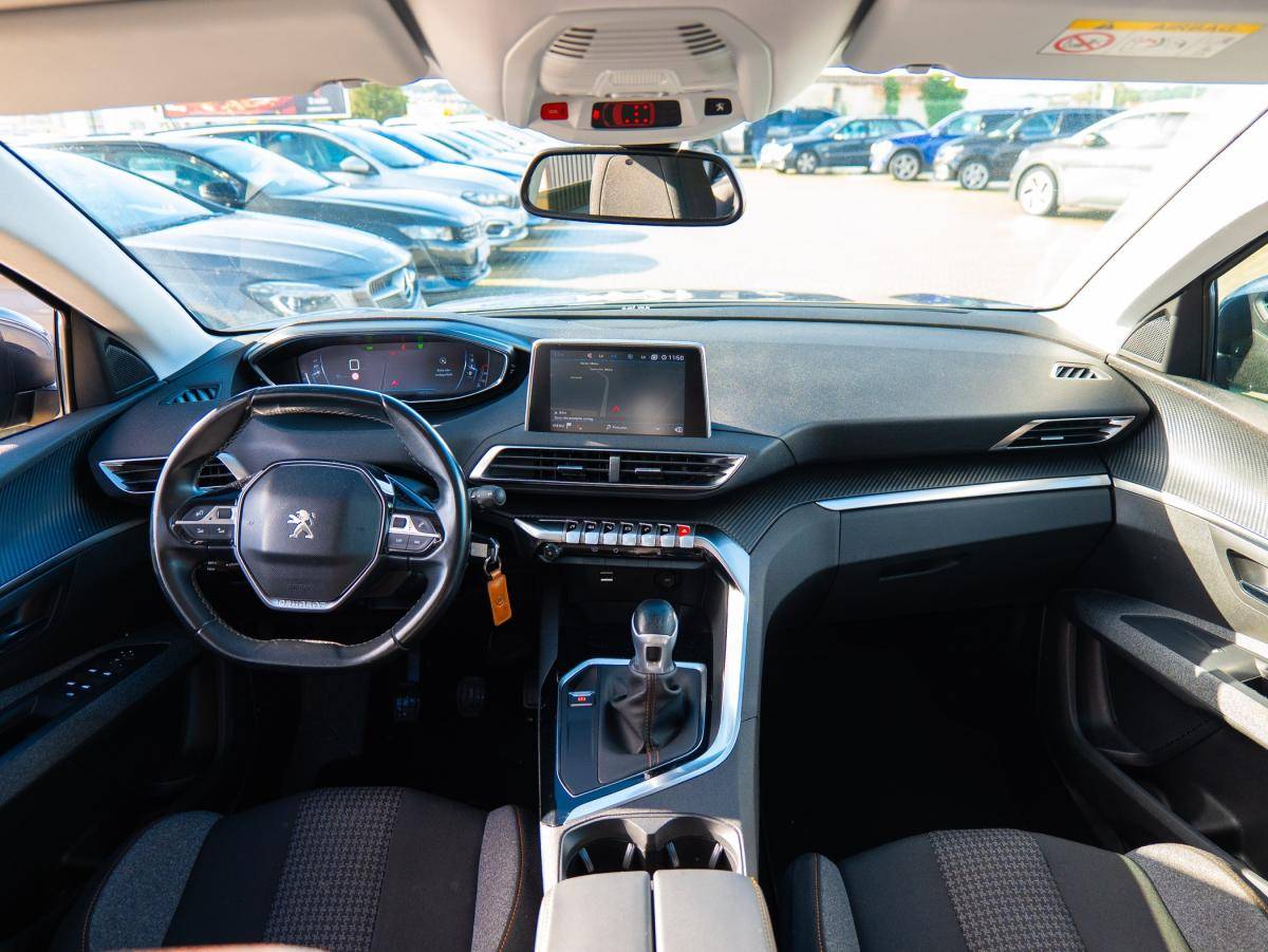 peugeot-5008-2019-diesel-1499cc
