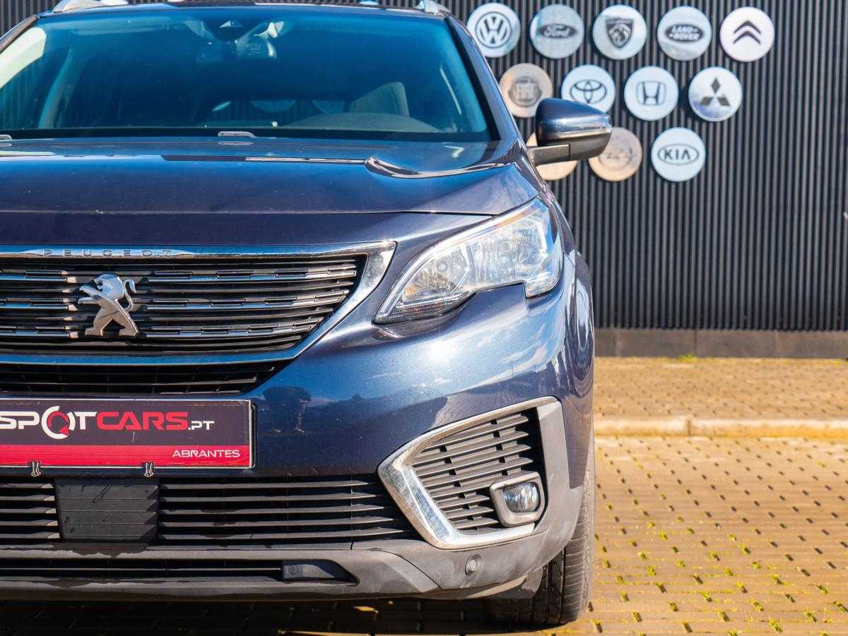 peugeot-5008-2019-diesel-1499cc