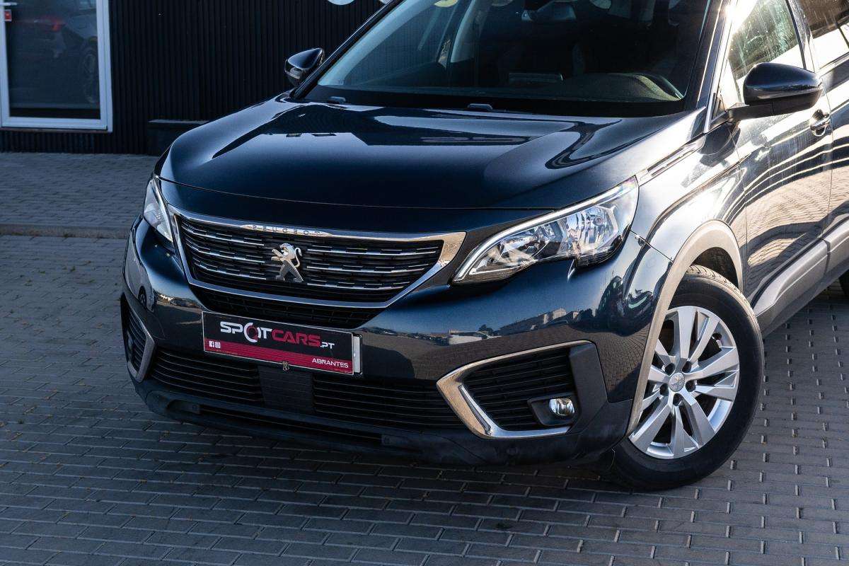 peugeot-5008-2019-diesel-1499cc