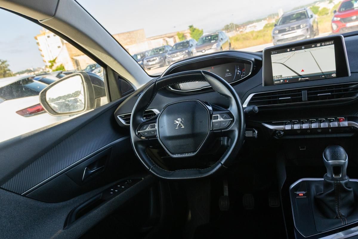 peugeot-5008-2019-diesel-1499cc