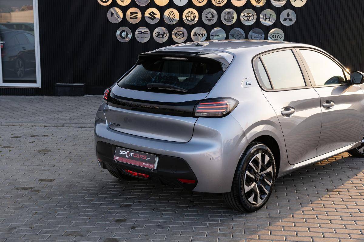 peugeot-208-2024-eletrico-500cc
