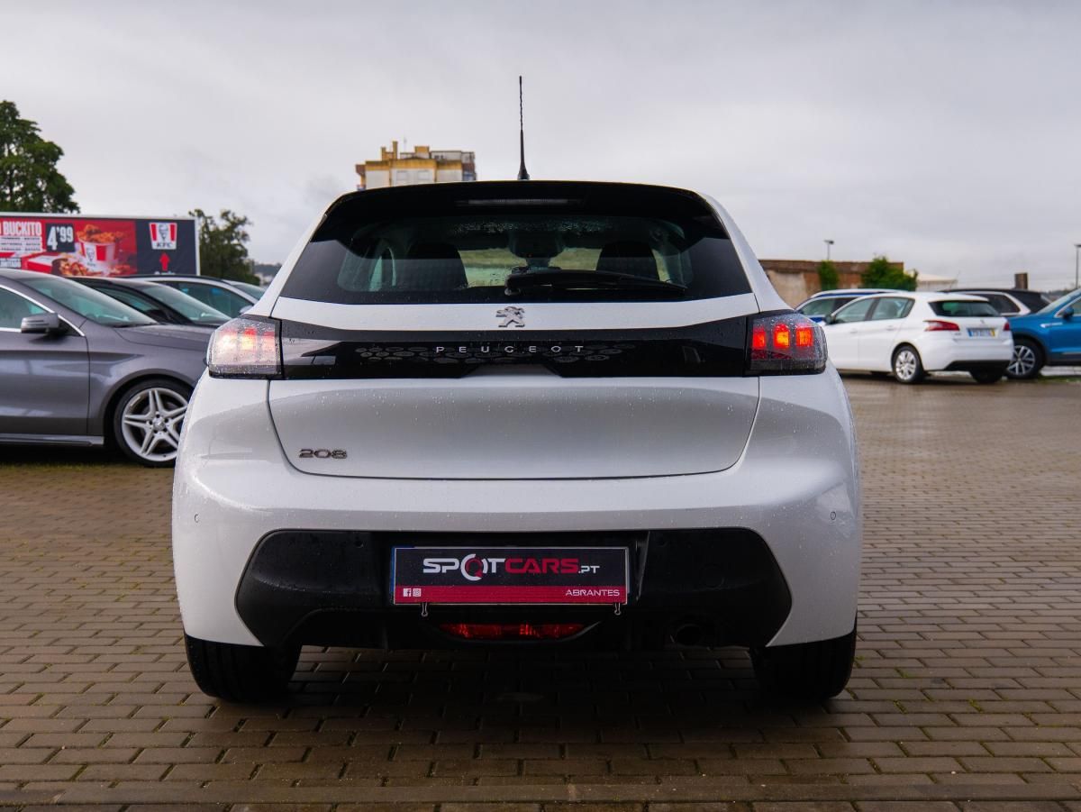 peugeot-208-2021-diesel-1499cc