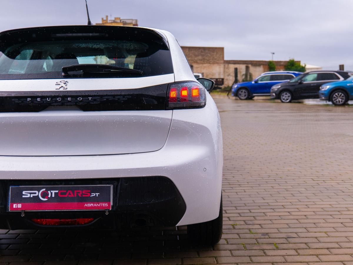 peugeot-208-2021-diesel-1499cc
