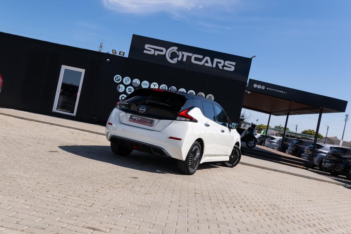nissan-leaf-2024-eletrico-500cc