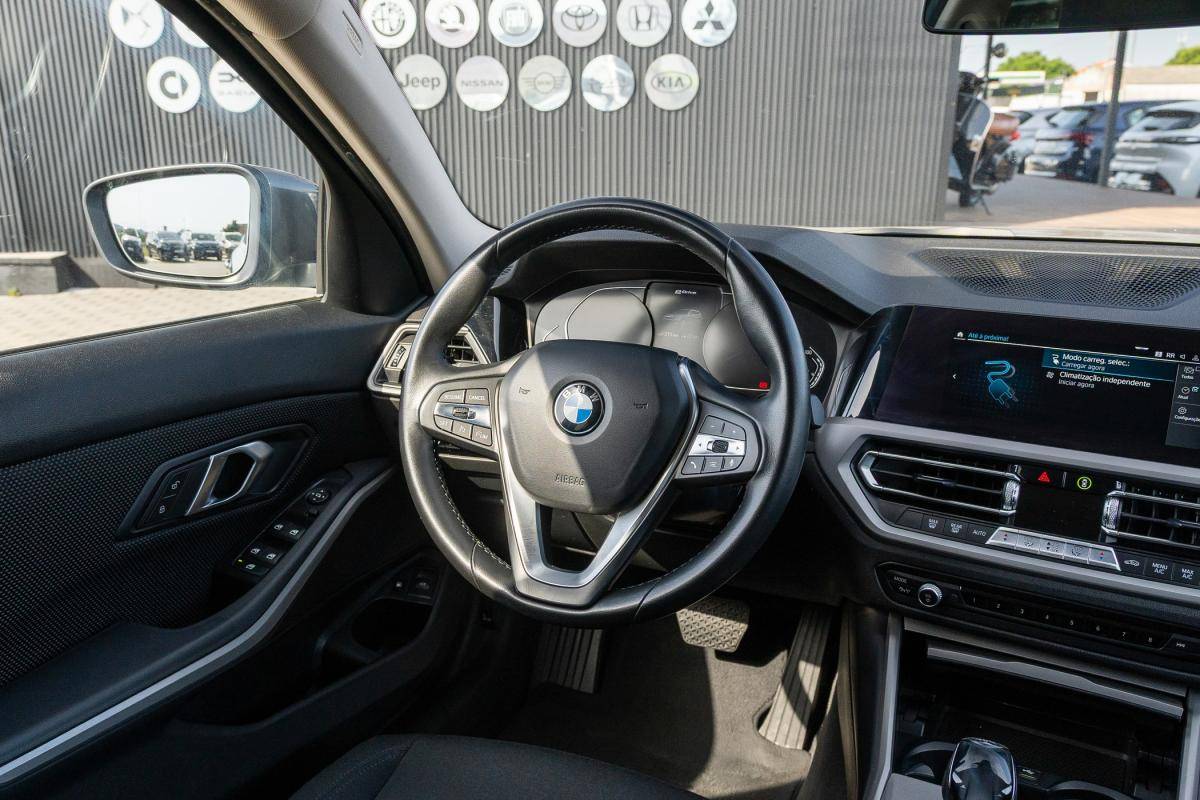 bmw-serie-3-2021-hibrido-a-gasolina-1998cc