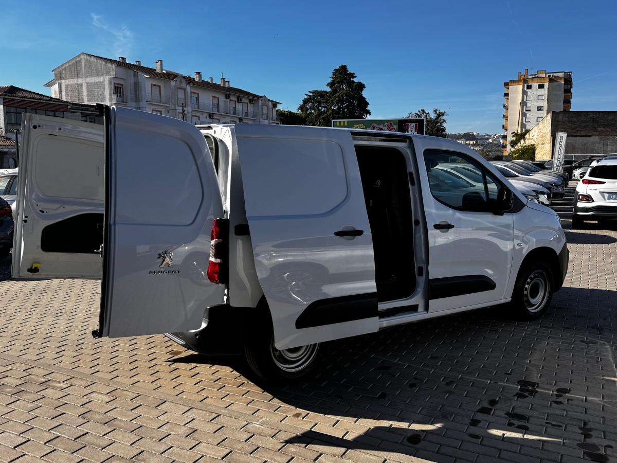 peugeot-partner-2023-diesel-1499cc
