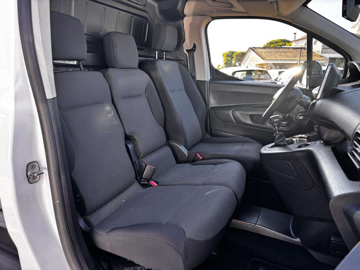 peugeot-partner-2023-diesel-1499cc