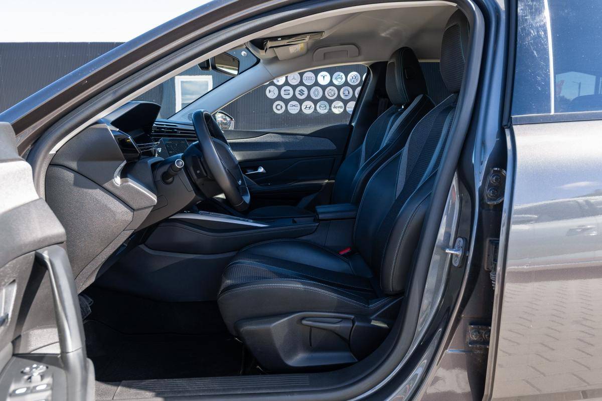 peugeot-308-sw-2023-diesel-1499cc