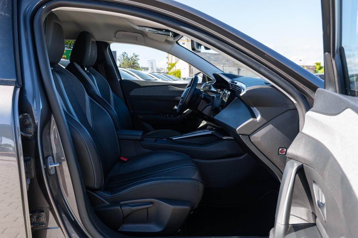 peugeot-308-sw-2023-diesel-1499cc