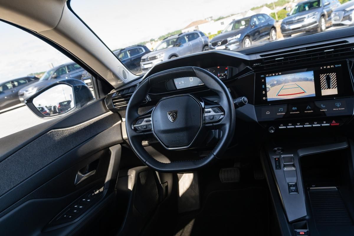 peugeot-308-sw-2023-diesel-1499cc