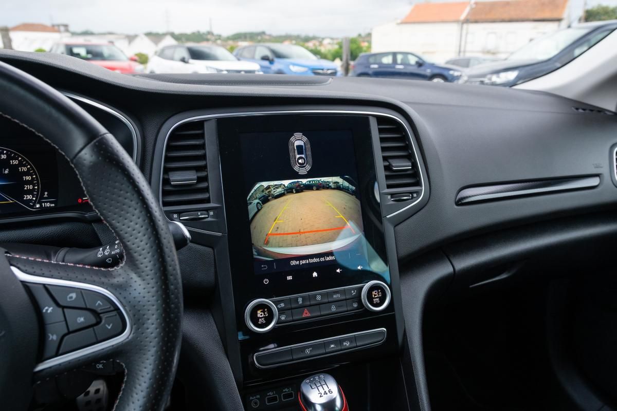 renault-megane-sport-tourer-2022-diesel-1461cc