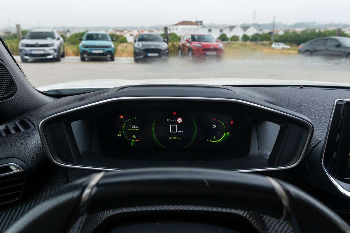 peugeot-2008-2021-gasolina-1199cc