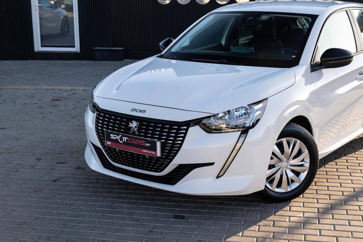 peugeot-208-2023-gasolina-1199cc