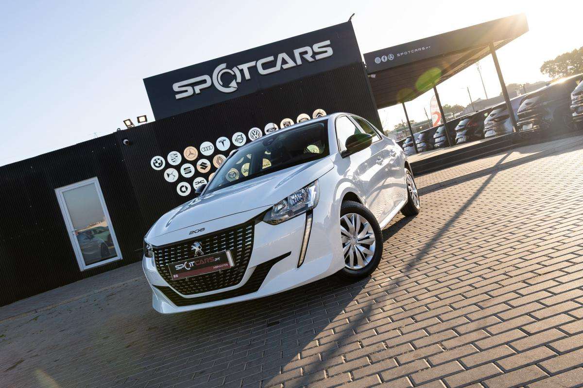 peugeot-208-2023-gasolina-1199cc