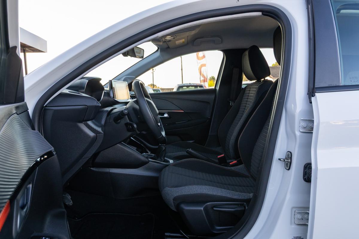 peugeot-208-2023-gasolina-1199cc