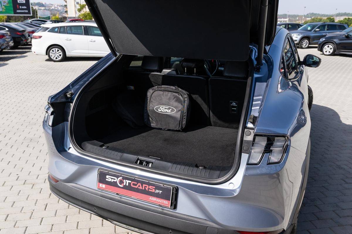 ford-mustang-2022-eletrico-500cc