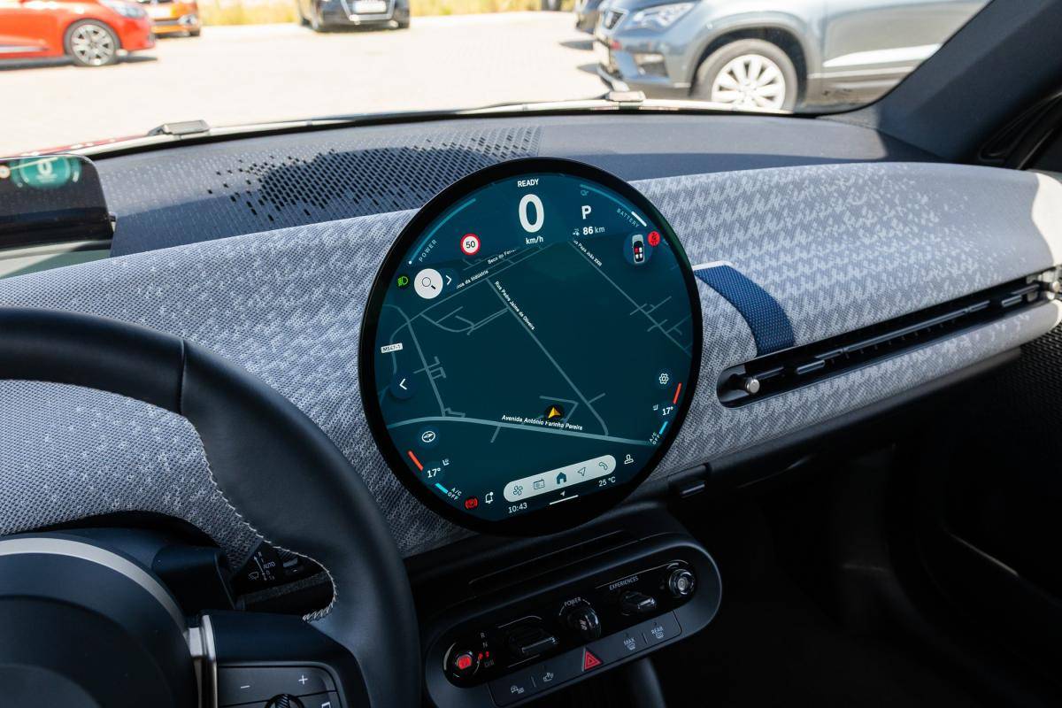 mini-cooper-2025-eletrico-500cc