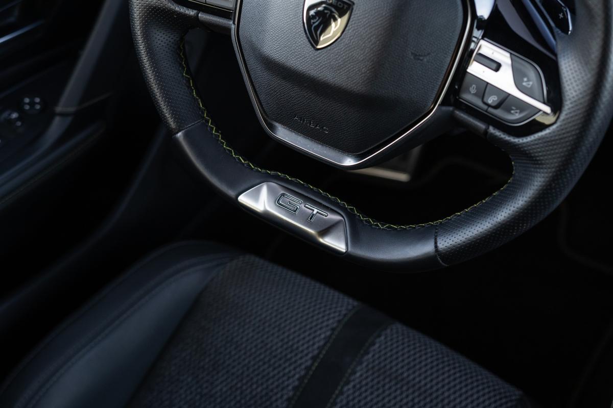 peugeot-308-2024-hibrido-a-gasolina-1598cc