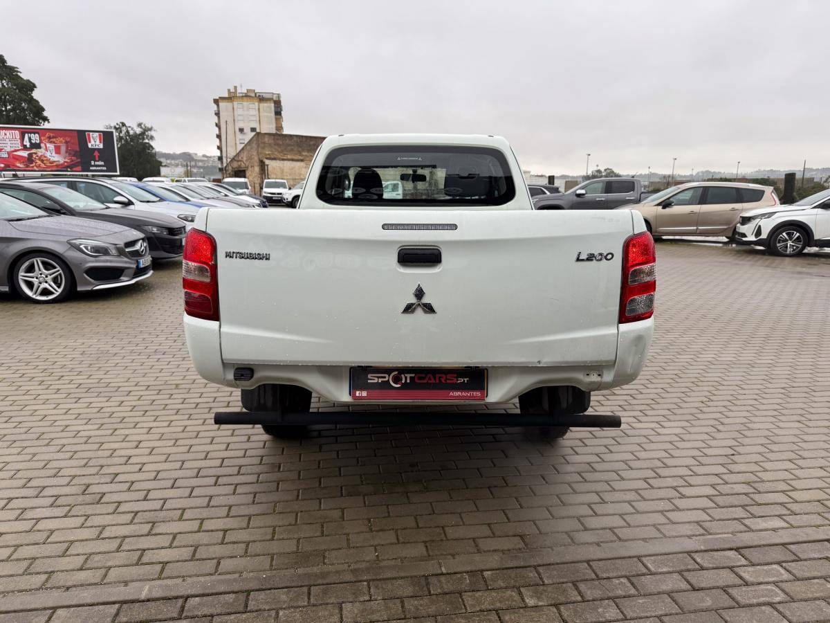 mitsubishi-l200-2019-diesel-2442cc