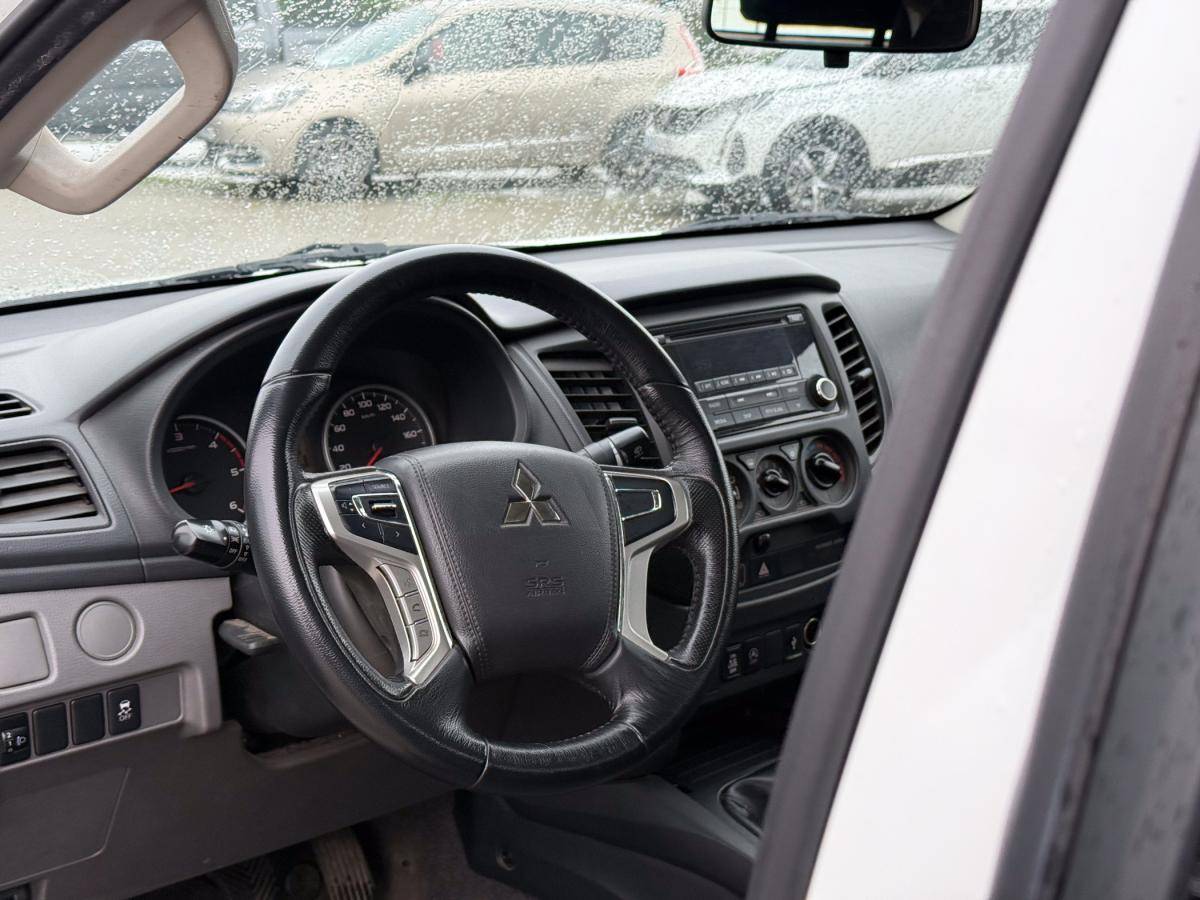 mitsubishi-l200-2019-diesel-2442cc