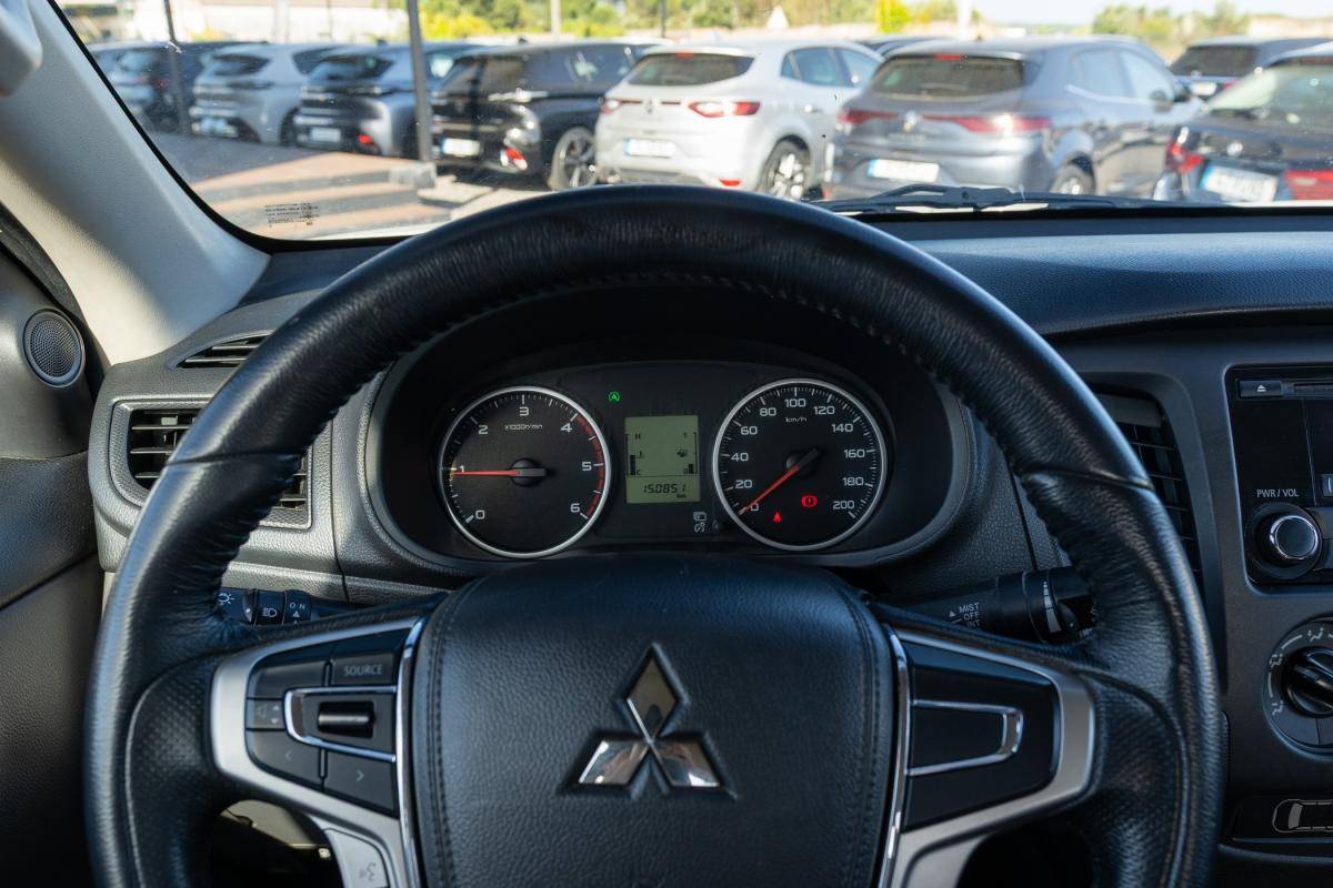 mitsubishi-l200-2019-diesel-2442cc