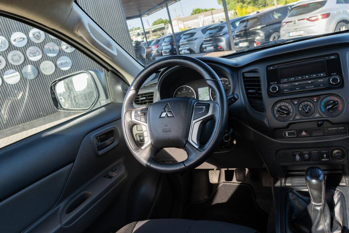 mitsubishi-l200-2019-diesel-2442cc