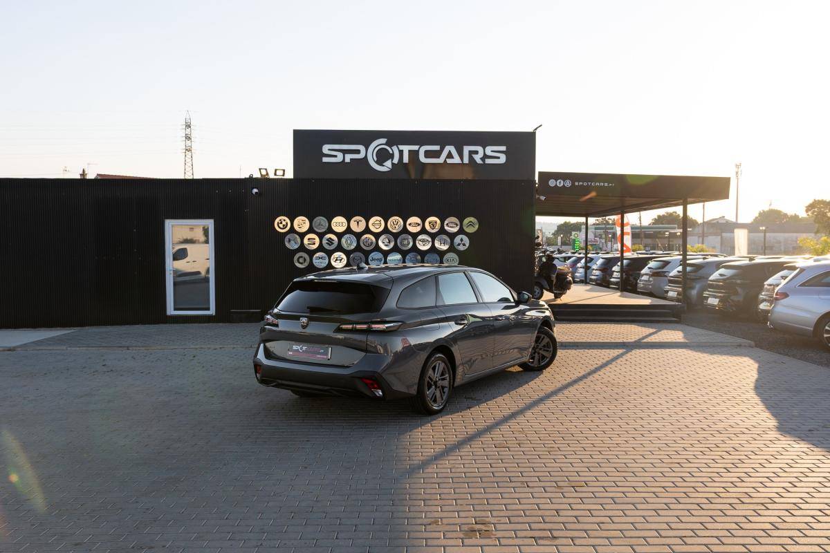 peugeot-308-sw-2024-gasolina-1199cc