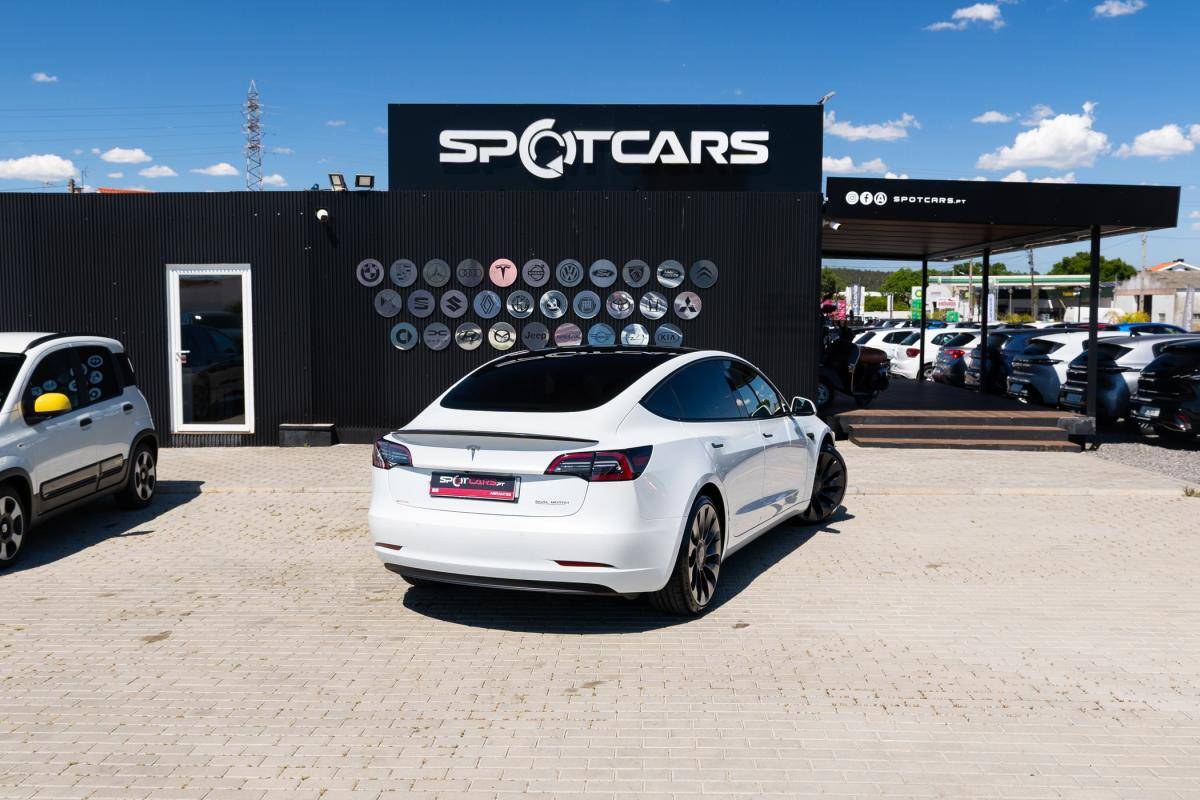 tesla-model-3-2021-eletrico-500cc