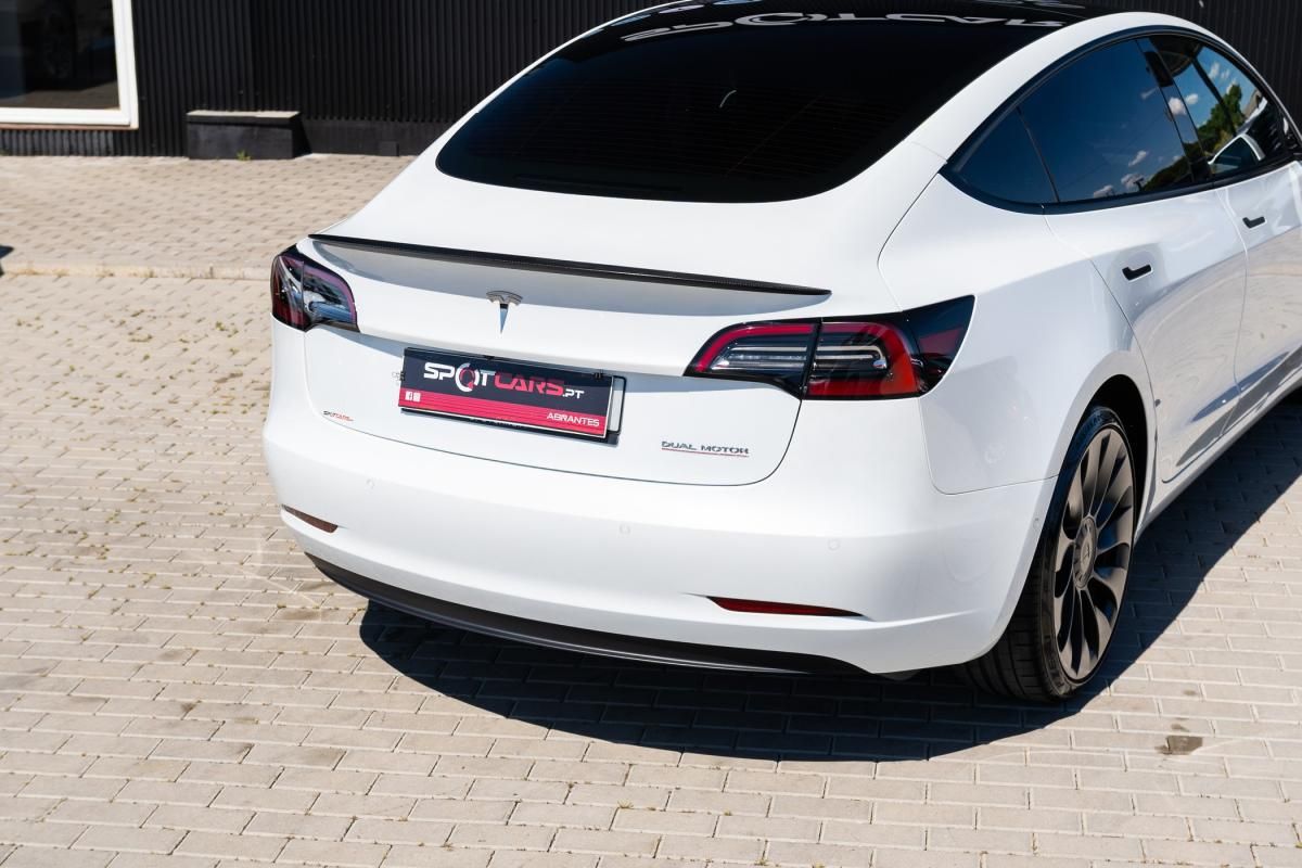 tesla-model-3-2021-eletrico-500cc