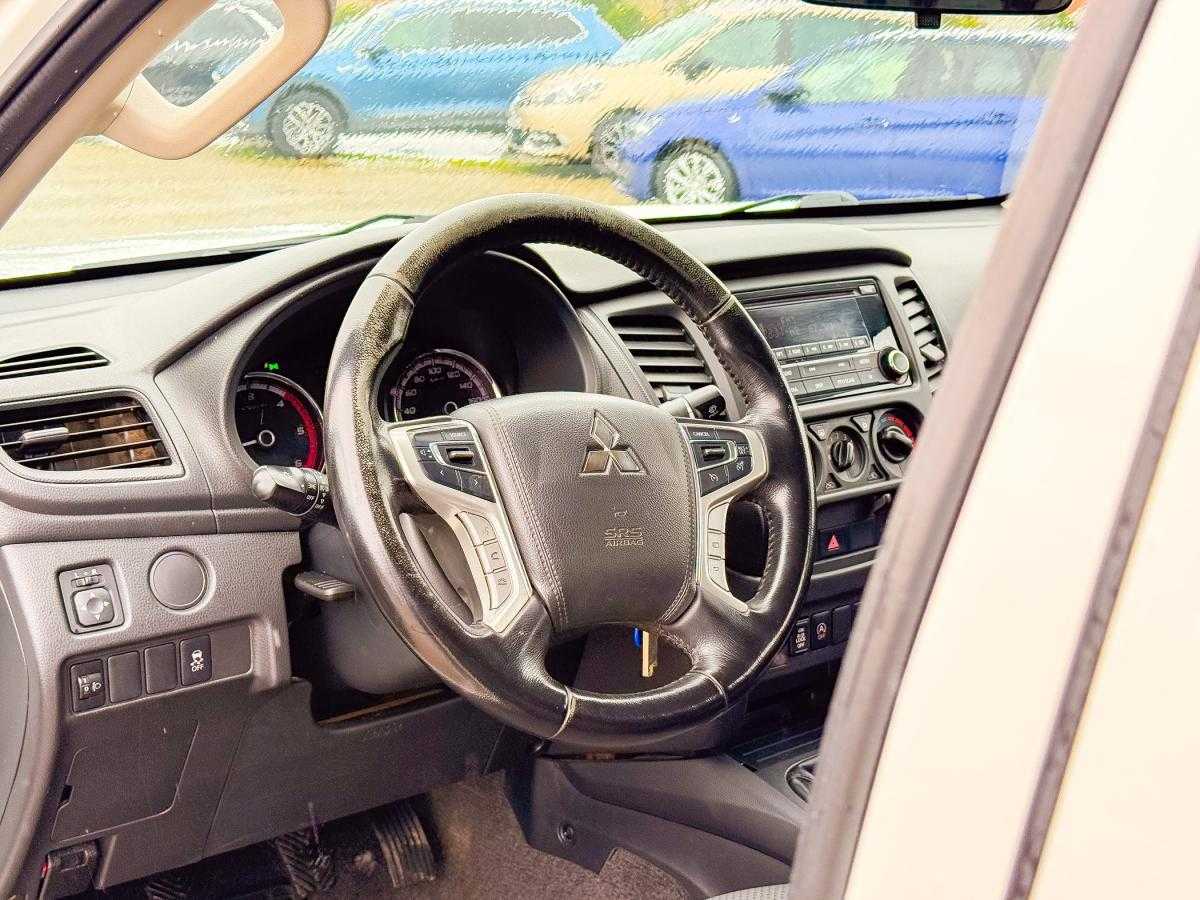 mitsubishi-l200-2022-diesel-2268cc