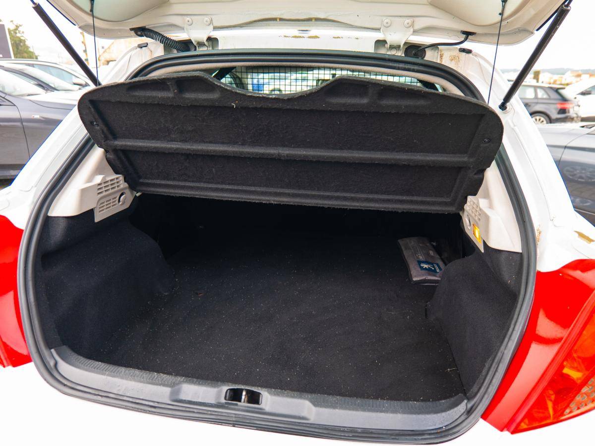 peugeot-207-2008-diesel-1398cc