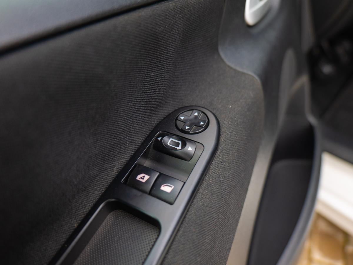 peugeot-207-2008-diesel-1398cc