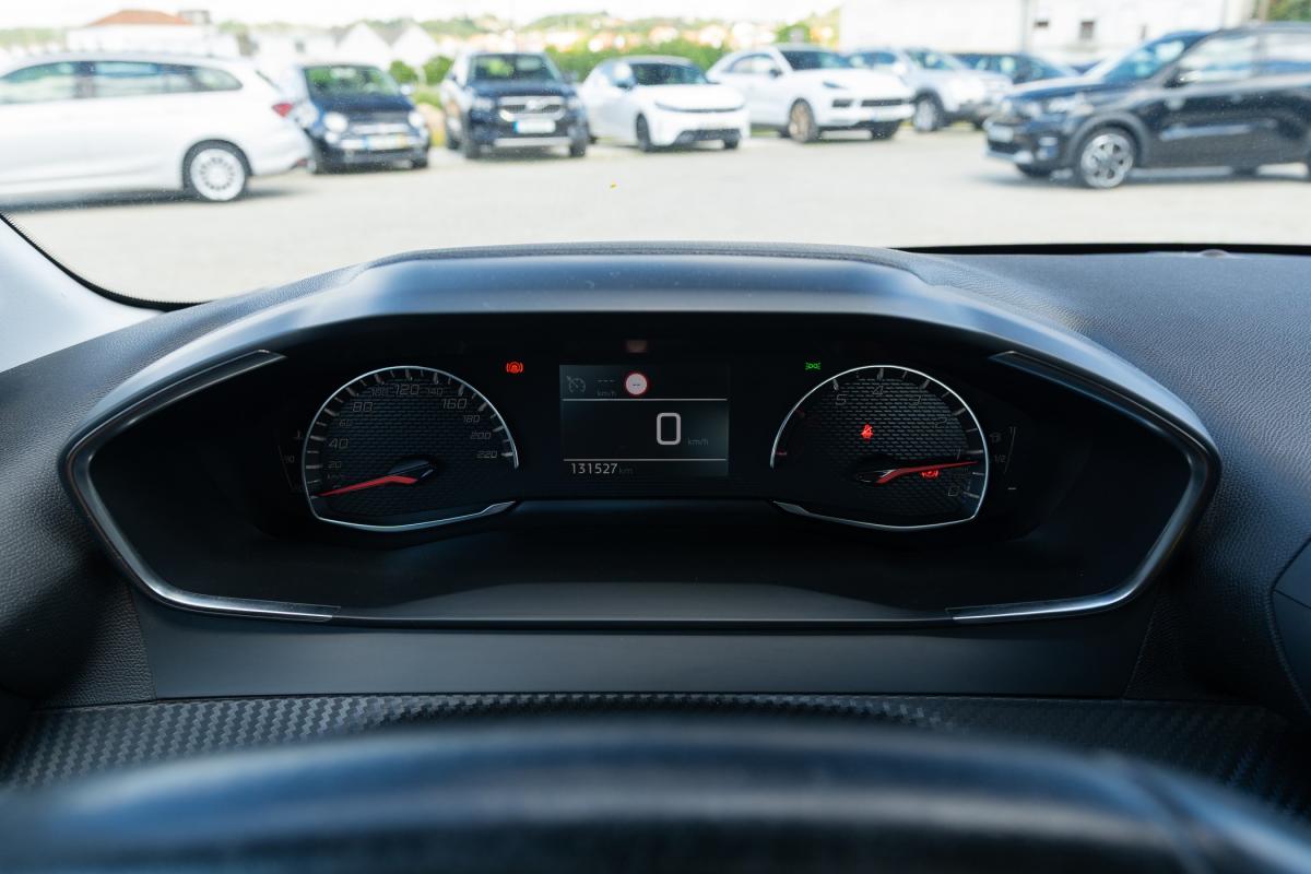 peugeot-208-2020-diesel-1499cc