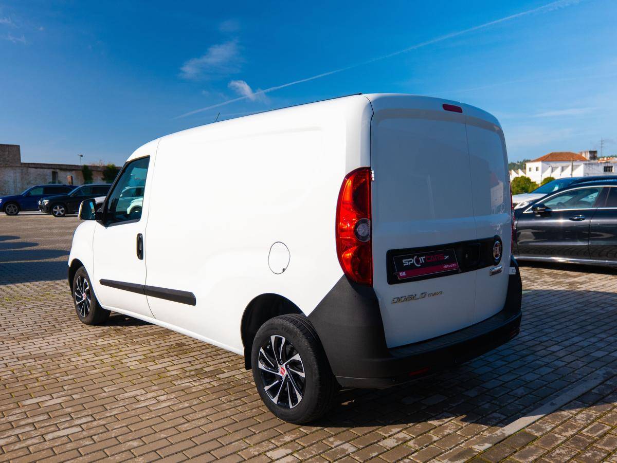 fiat-doblo-2023-diesel-1598cc