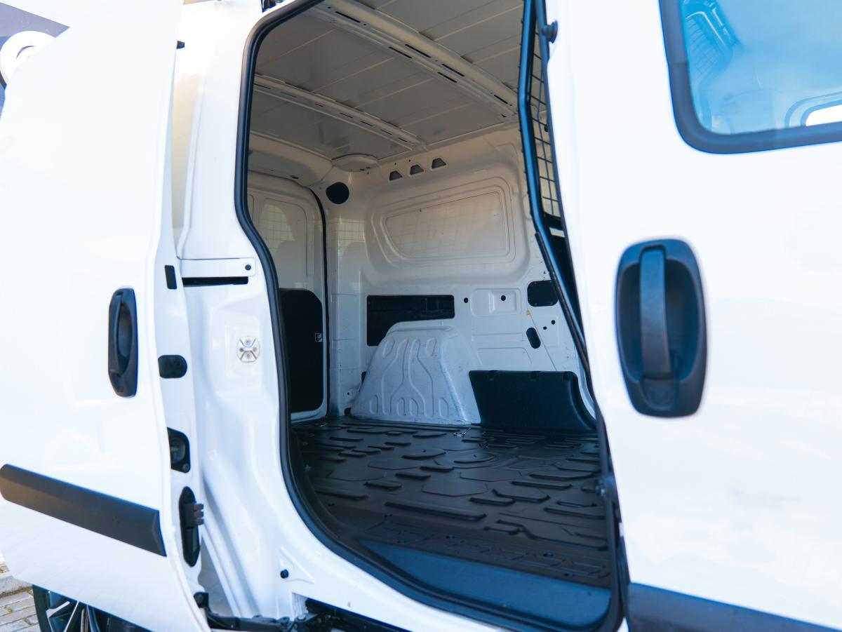 fiat-doblo-2023-diesel-1598cc