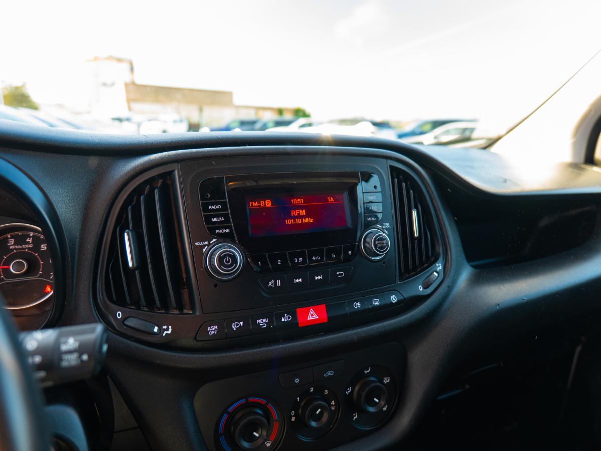 fiat-doblo-2023-diesel-1598cc
