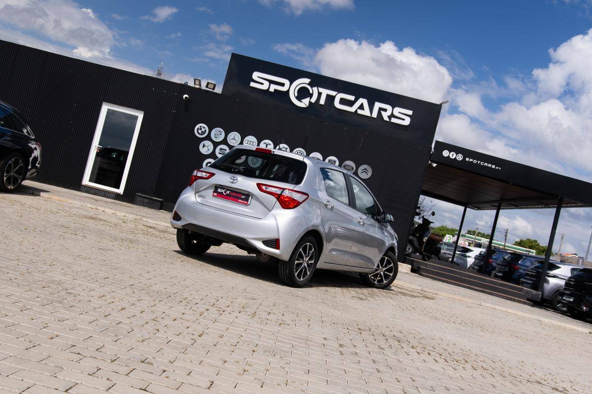 toyota-yaris-2020-gasolina-998cc