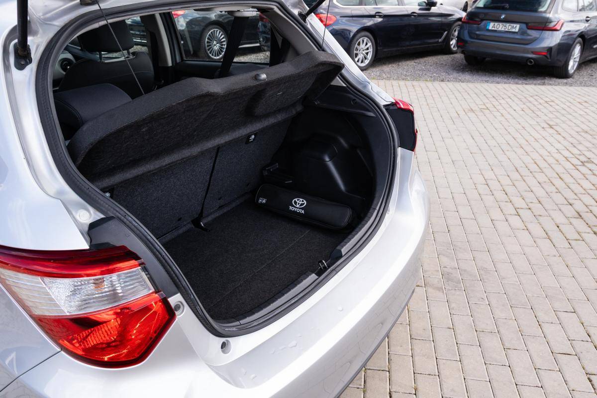 toyota-yaris-2020-gasolina-998cc