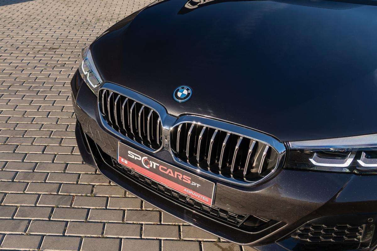 bmw-serie-5-2023-hibrido-a-gasolina-1998cc