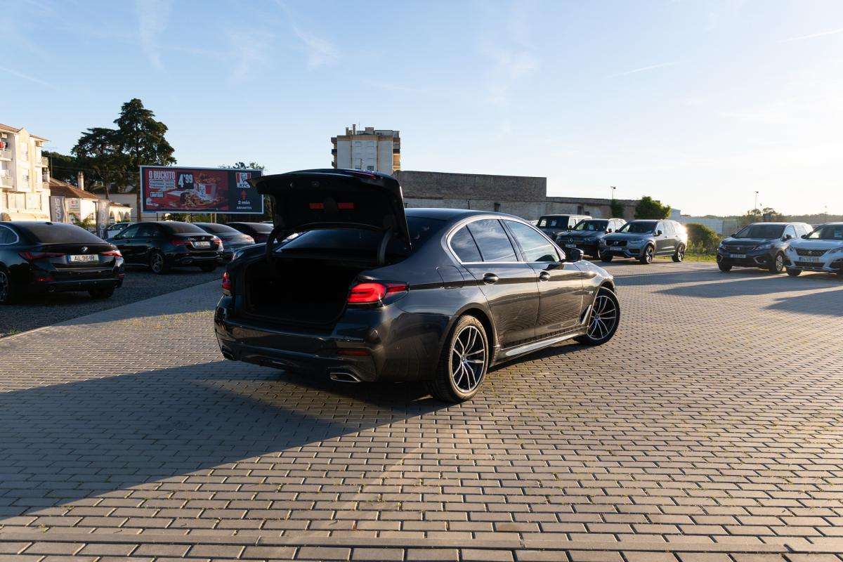 bmw-serie-5-2023-hibrido-a-gasolina-1998cc