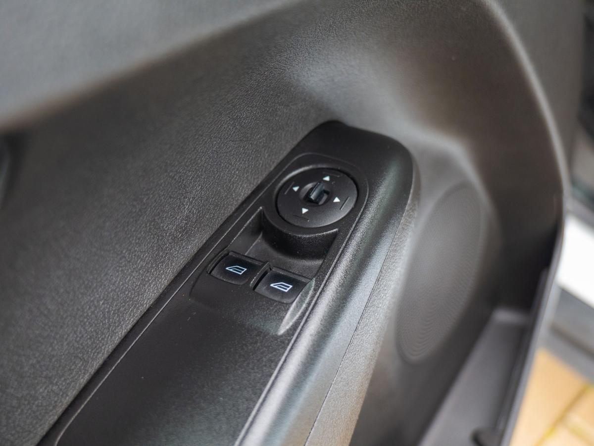ford-tourneo-courier-2019-diesel-1499cc