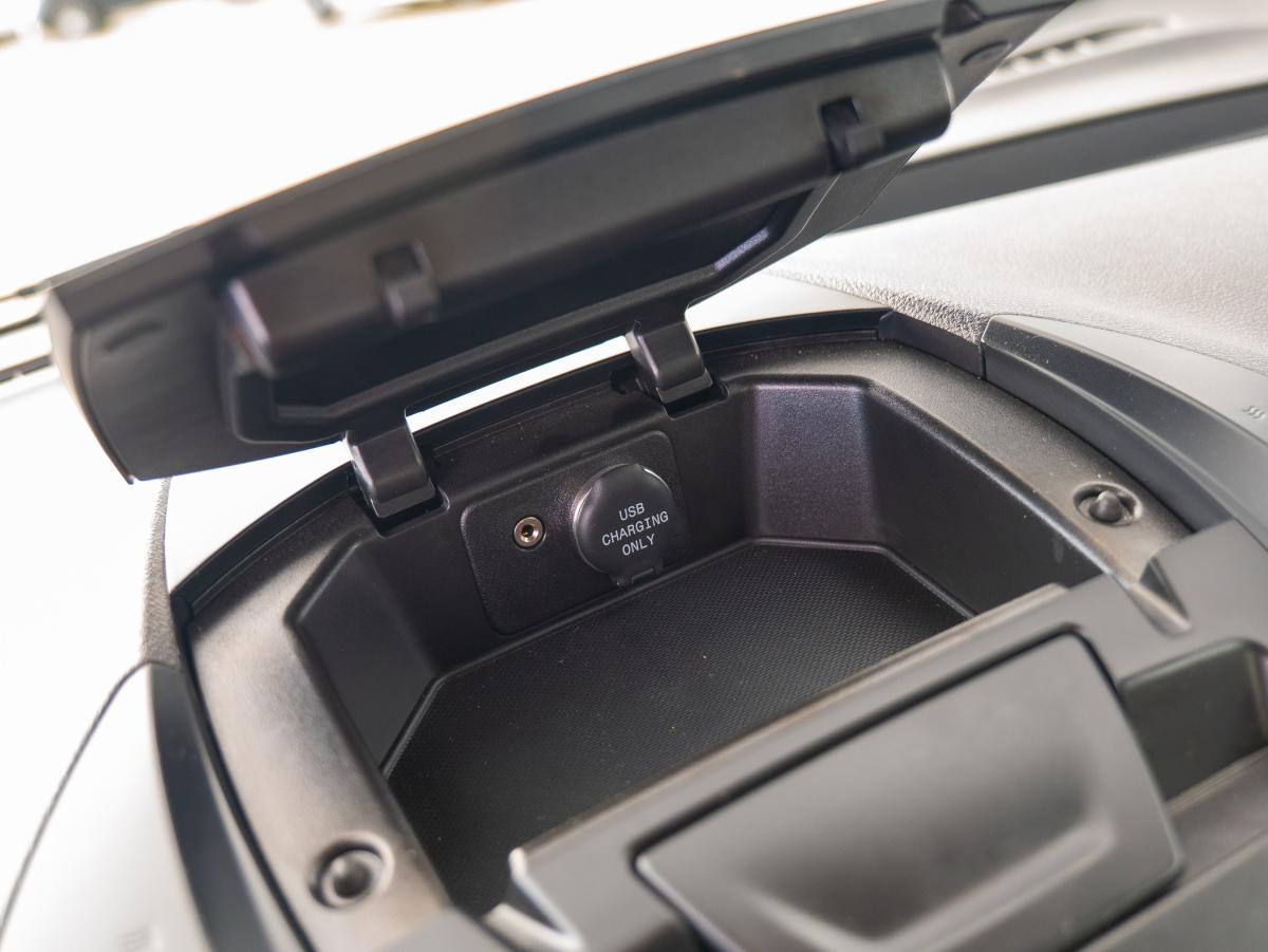 ford-tourneo-courier-2019-diesel-1499cc
