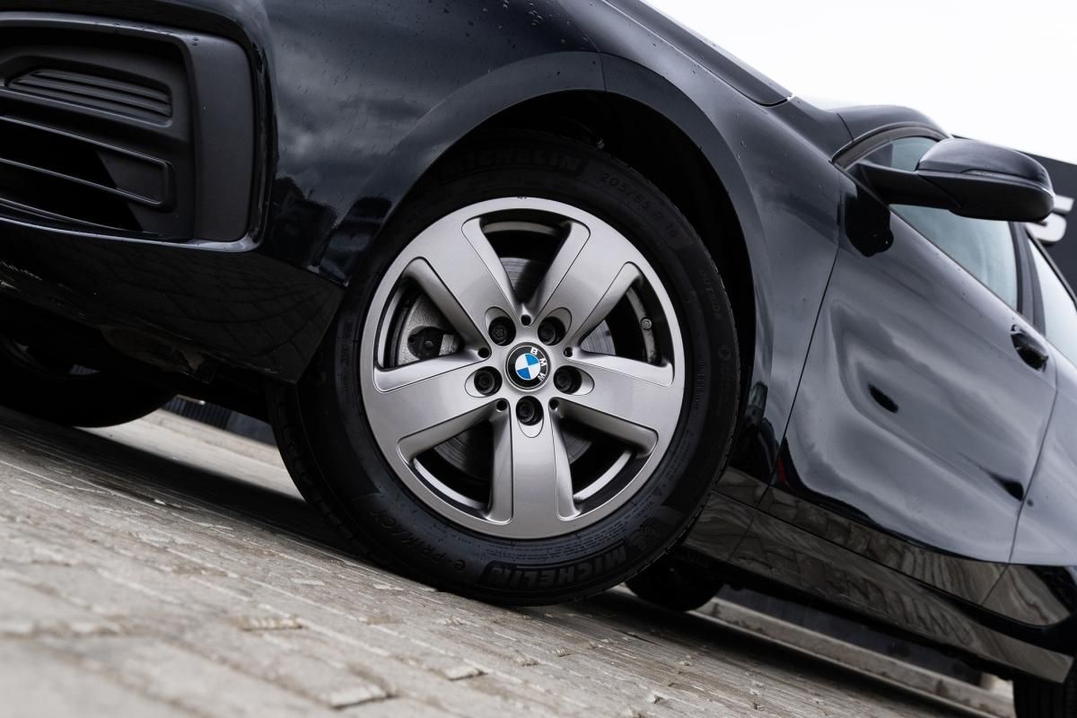 bmw-serie-1-2021-gasolina-1499cc