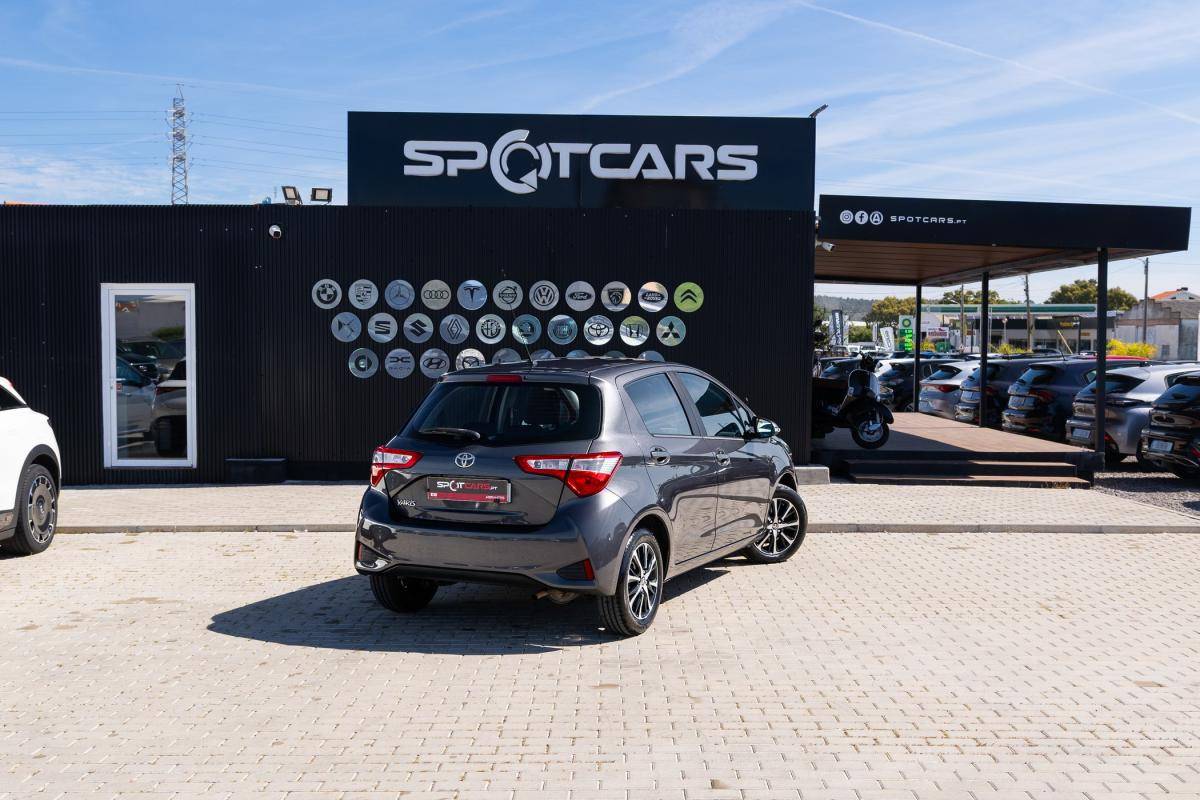 toyota-yaris-2020-gasolina-998cc