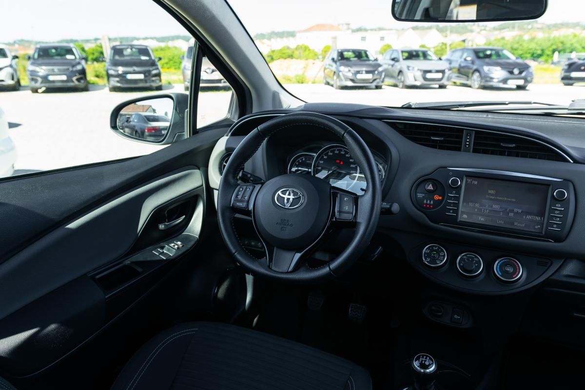 toyota-yaris-2020-gasolina-998cc