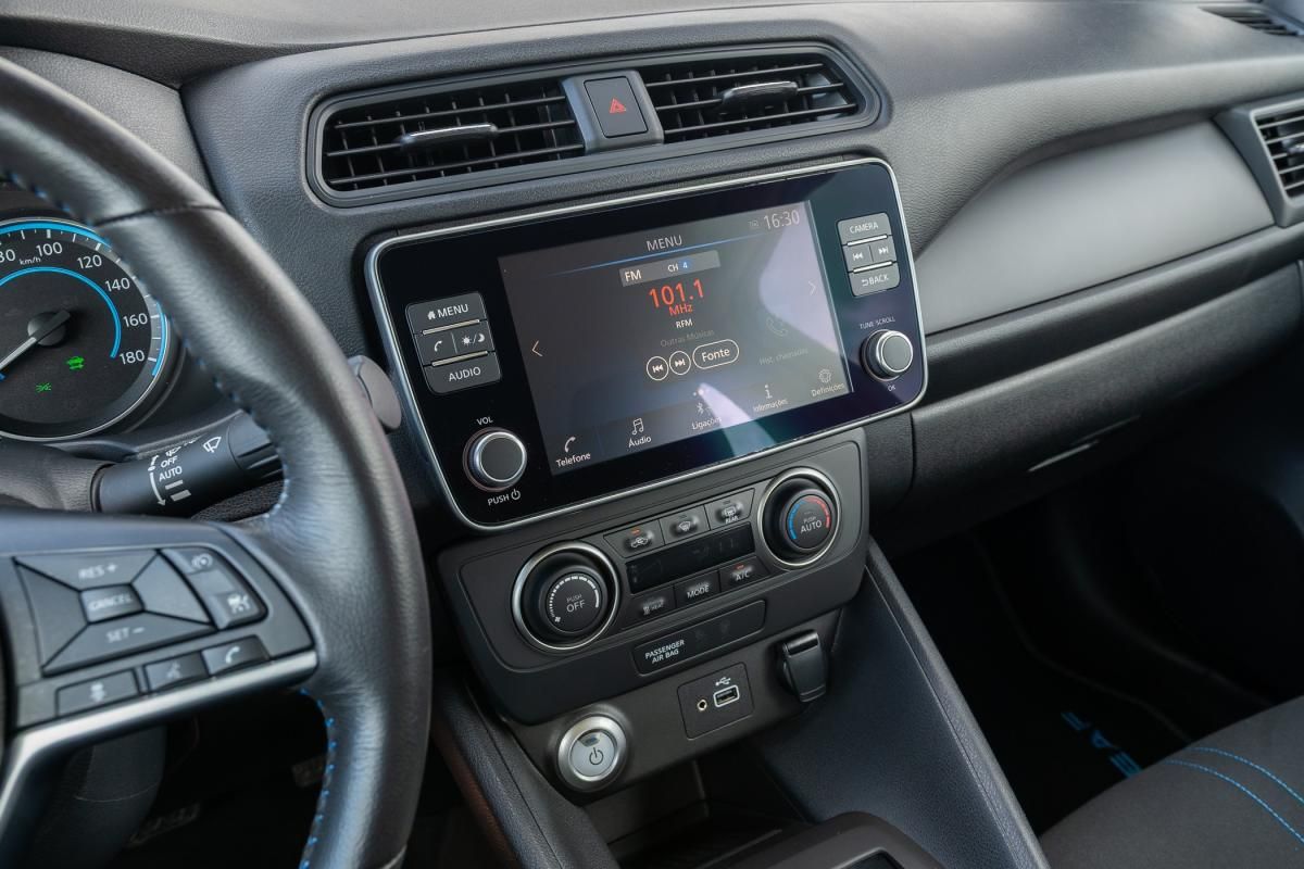 nissan-leaf-2023-eletrico-500cc